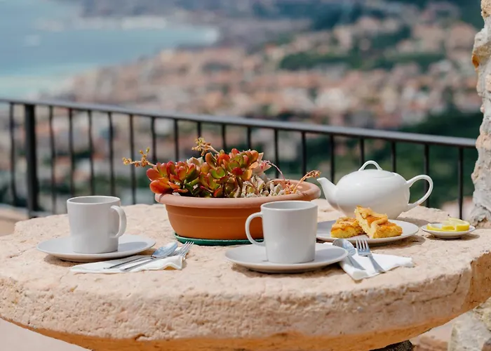 Πανσιόν Ca' D'alda 4*